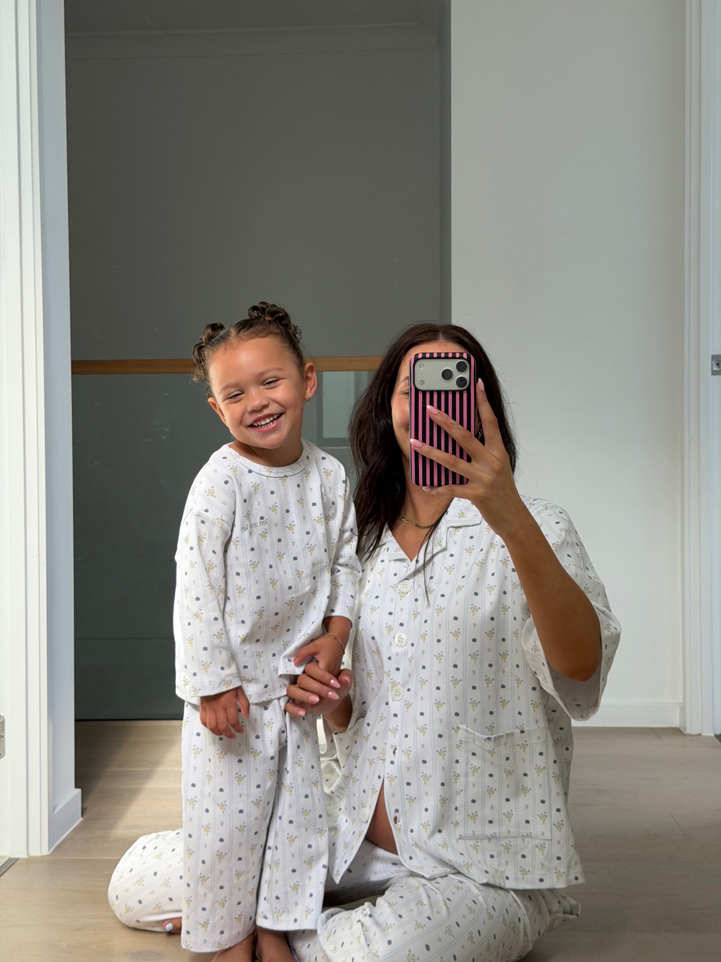 Women’s Pyjama Set | Into The Meadow
