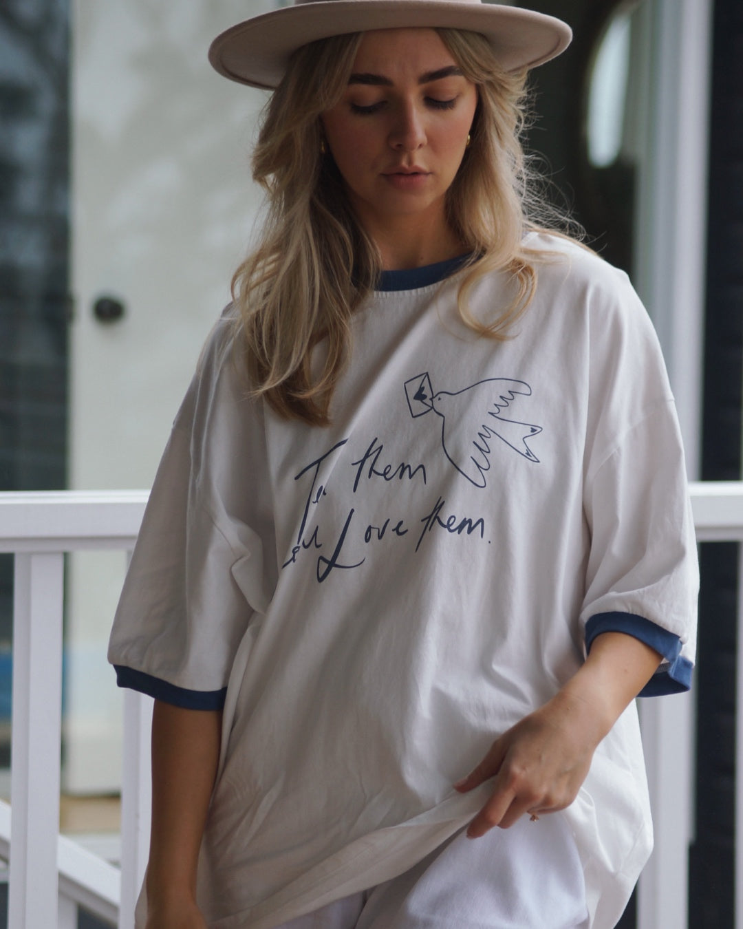 Women's Love Tee | Tell Them You Love Them